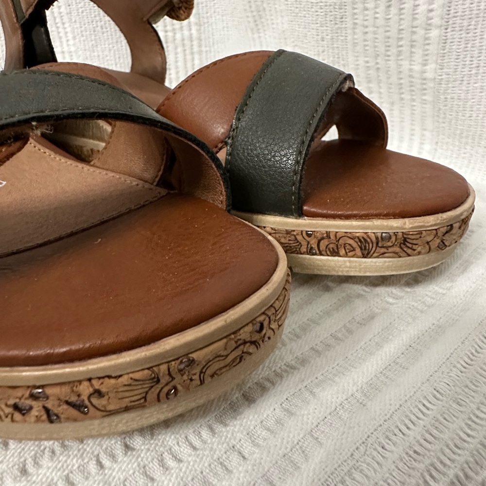 Remonte Brown and Dark charcoal Gray Sandals with Low Wedge Heel - Picture 8 of 13